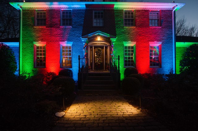 Unique holiday outdoor lighting in Brentwood, TN.