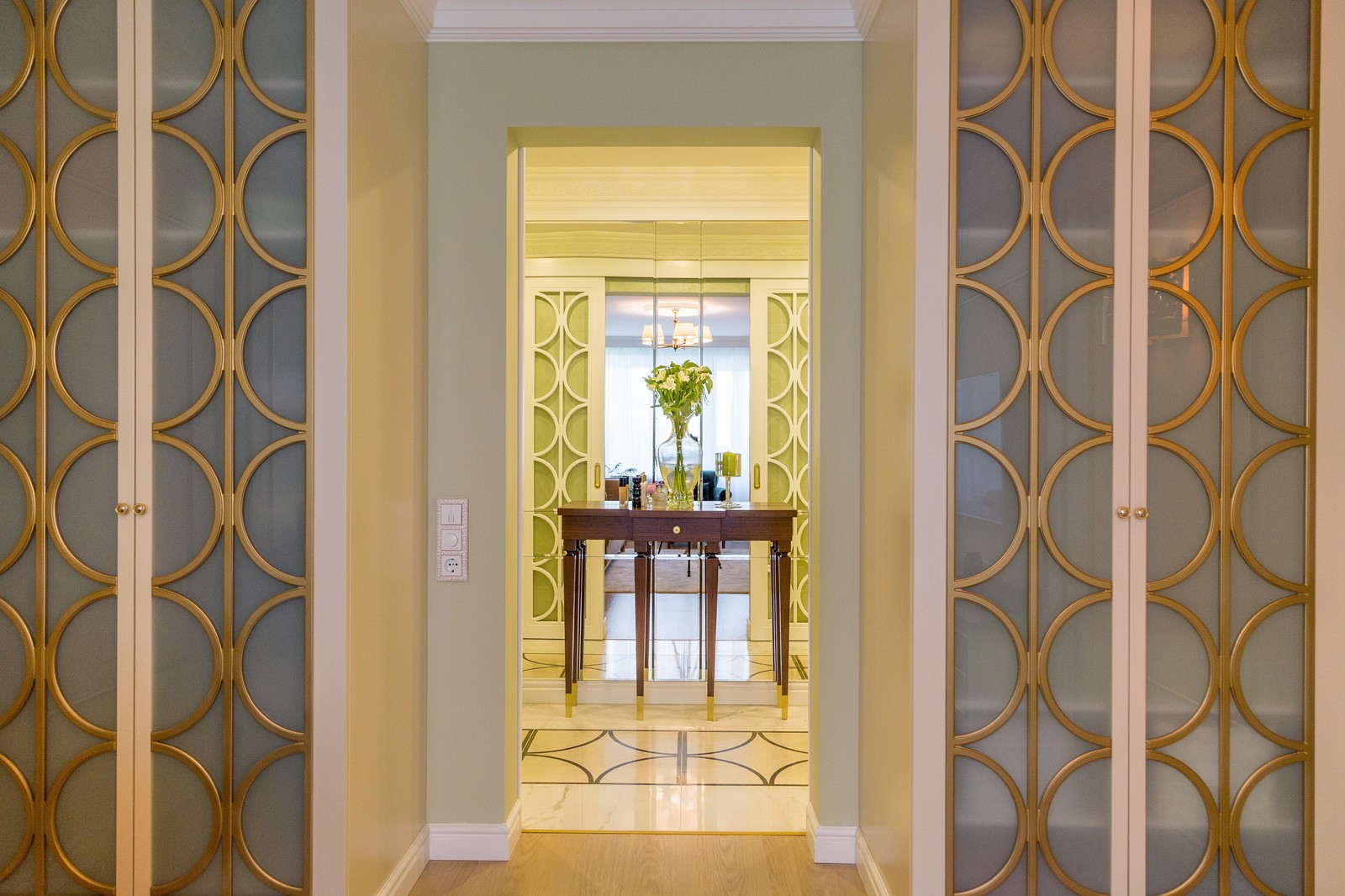 Неоклассика в панельки