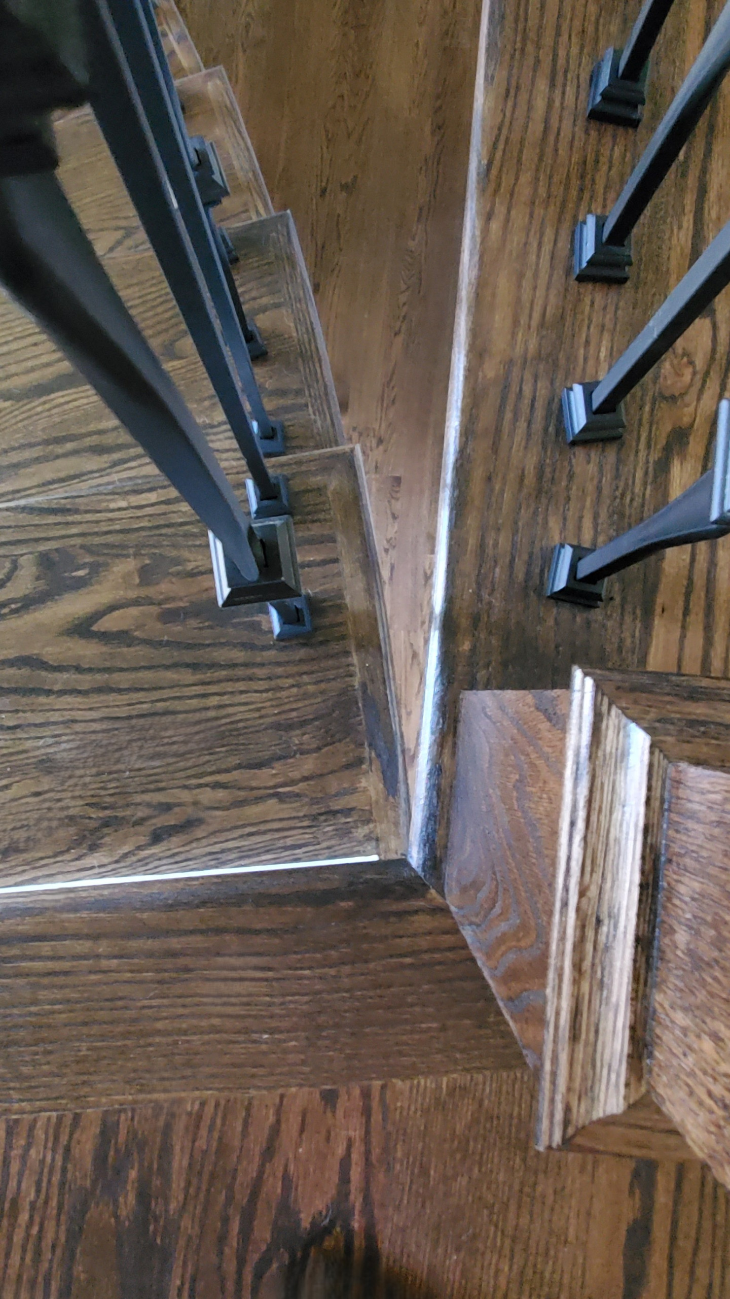 Project #157 | Traditional Curved Foyer Staircase