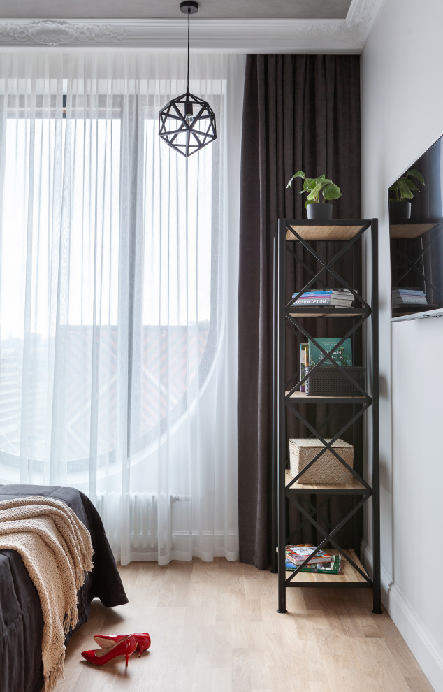 Квартира в ЗИЛАРТ с красной дверью