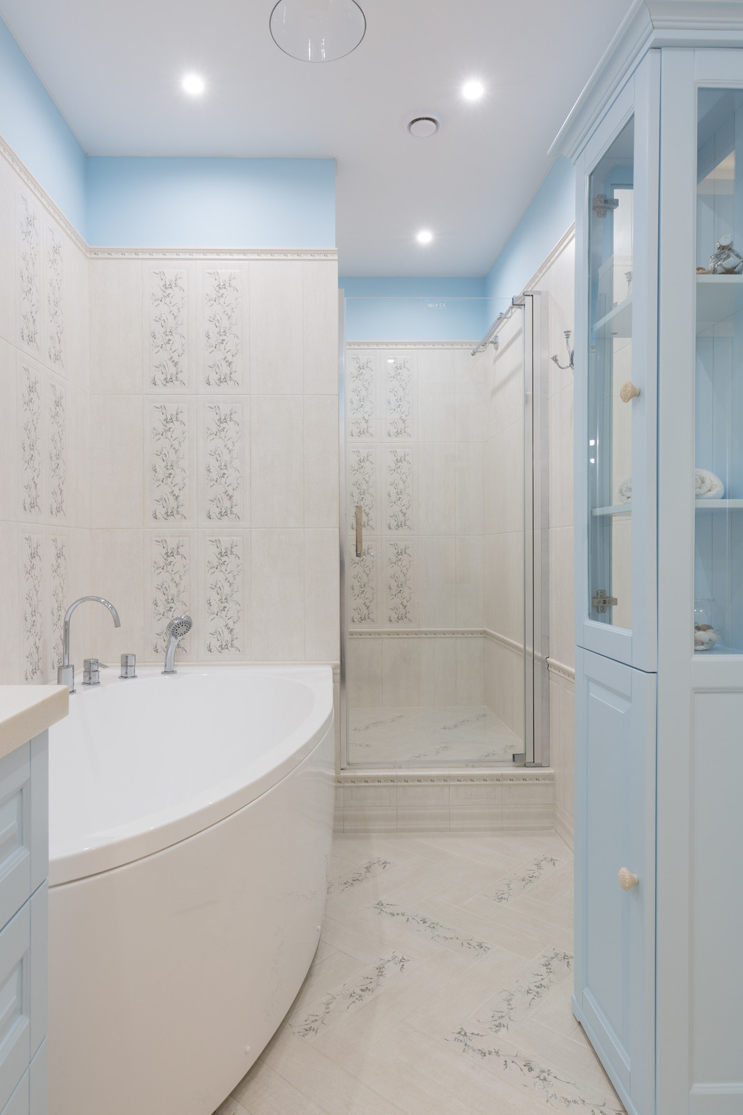 Реализованный проект ванной комнаты "Кусочек Прованса"