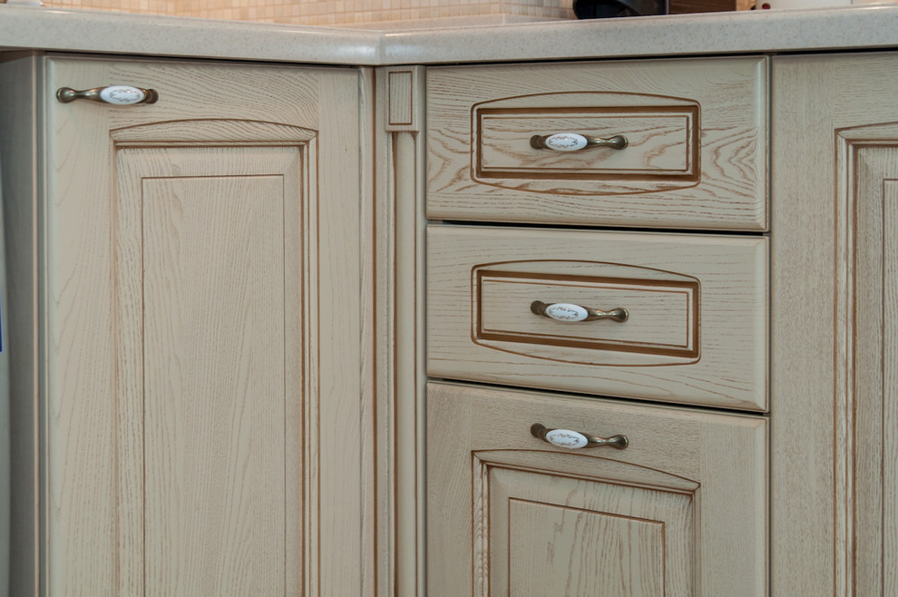 Элегантный кухонный гарнитур в классическом стиле