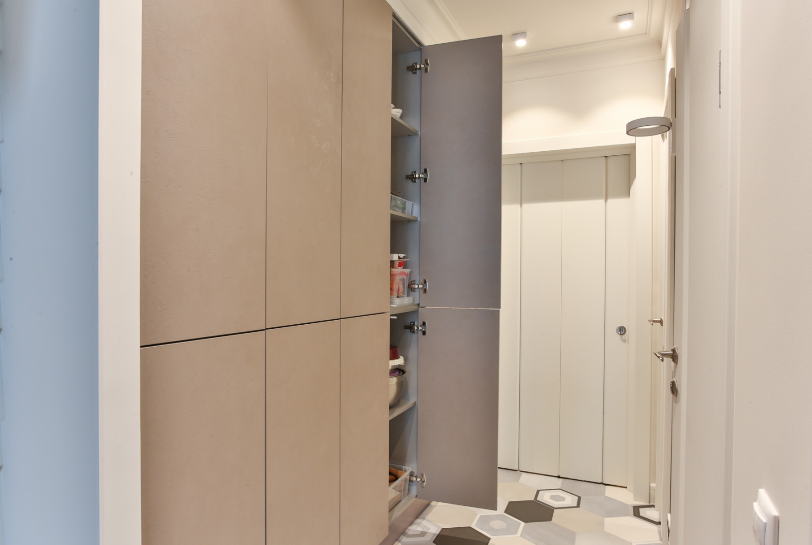 Лофт в розовом цвете. Модель Spark. Дизайнер Александра Задорожная.