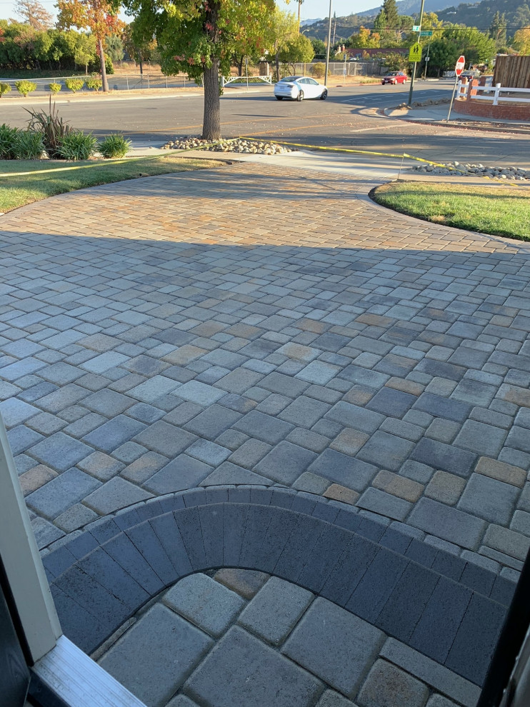 Driveway Entry