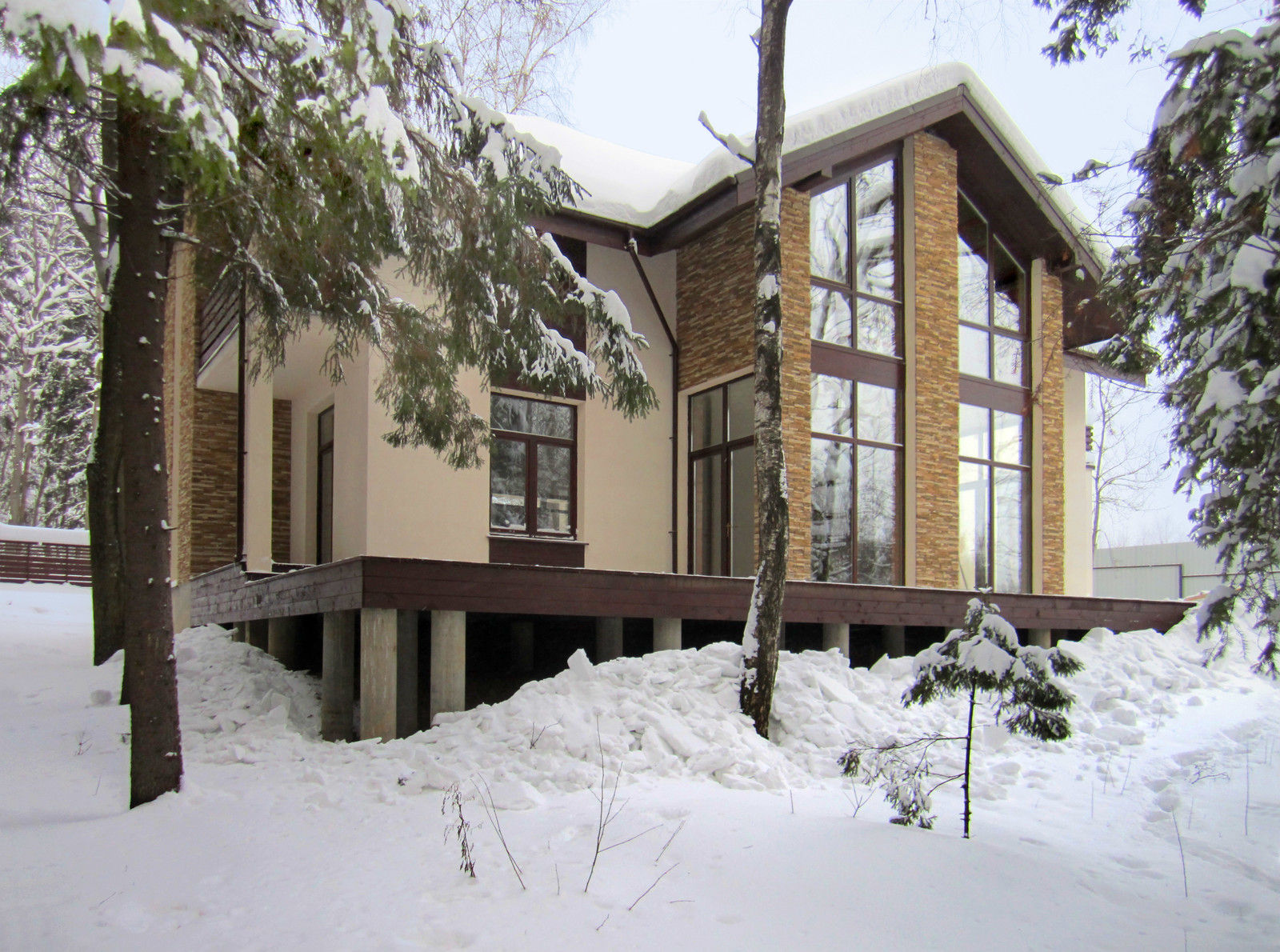 Комфортный коттедж для Подмосковья 300 м2