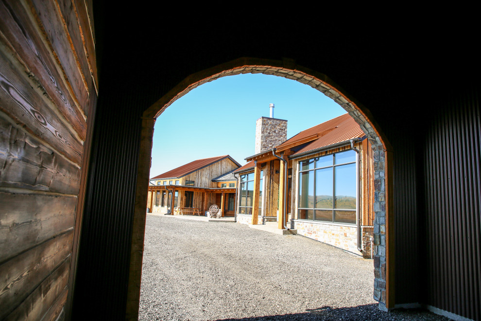 Inspiration for a rustic home design remodel in Calgary