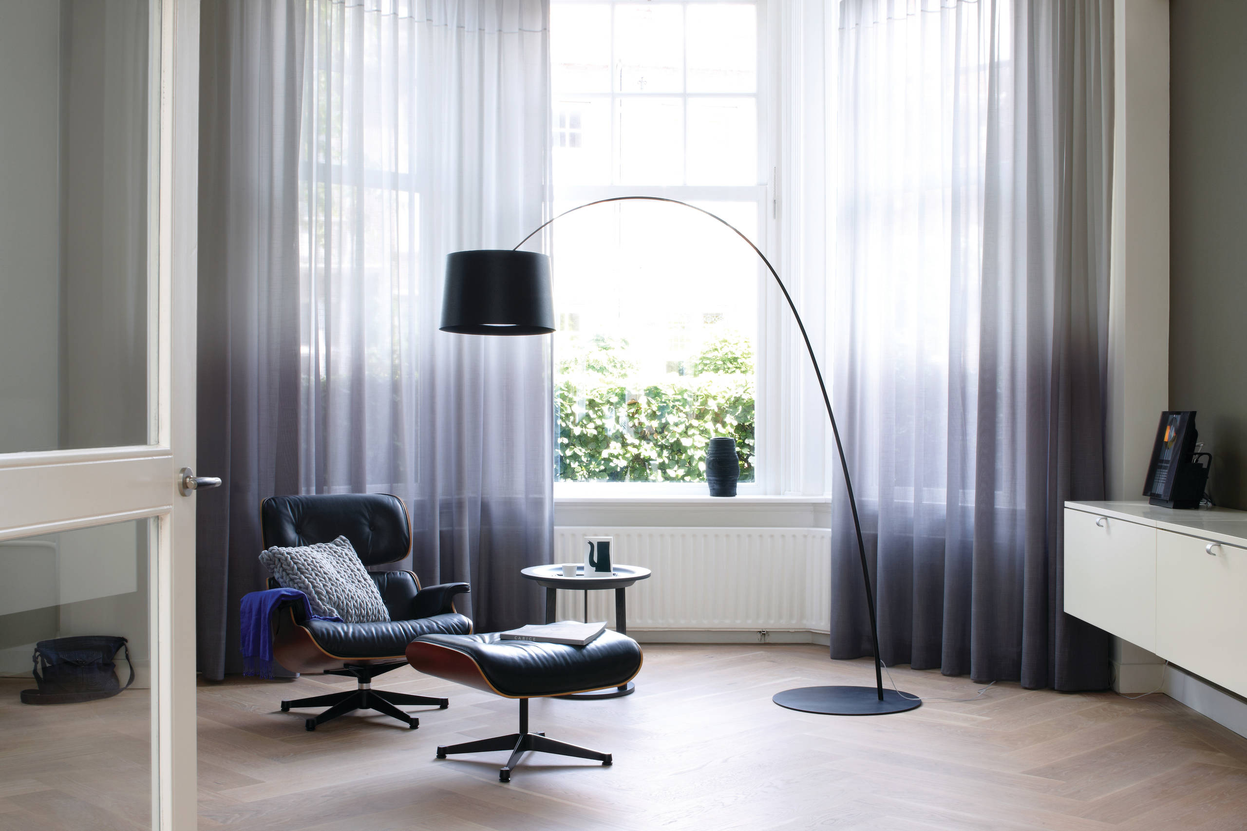 modern examples of csr window dressing Minimalist Window Treatments: Tips & Ideas