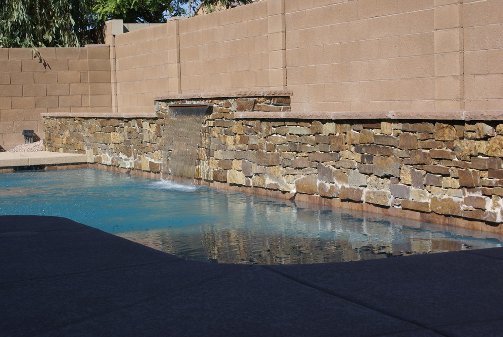 This is an example of an arts and crafts pool in Phoenix.