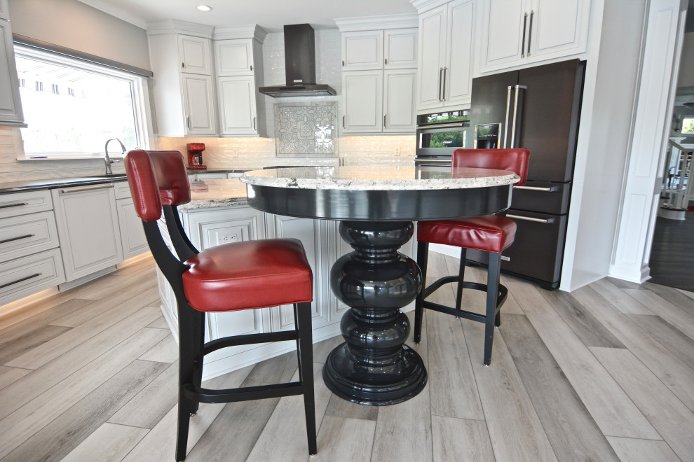 Example of a transitional kitchen design in Indianapolis