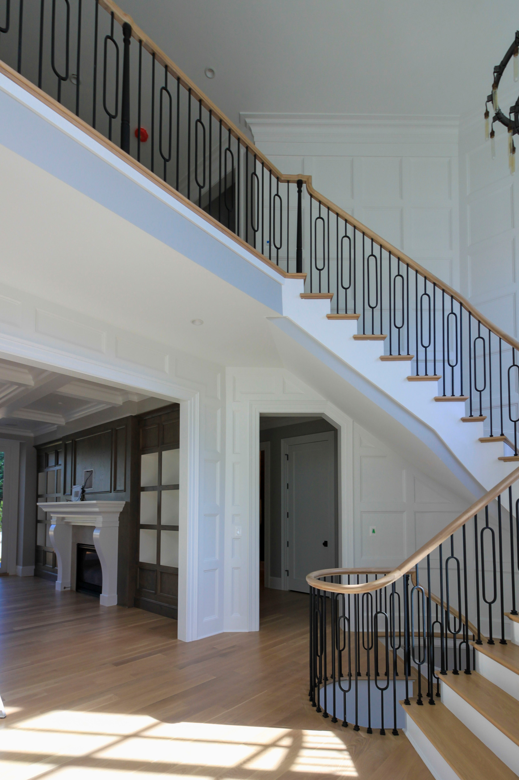 95_Remarkable and elegant floating elliptical staircase, McLean, VA 22101