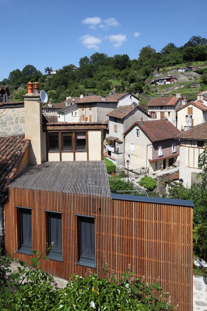 Réalisation d'une façade de maison.