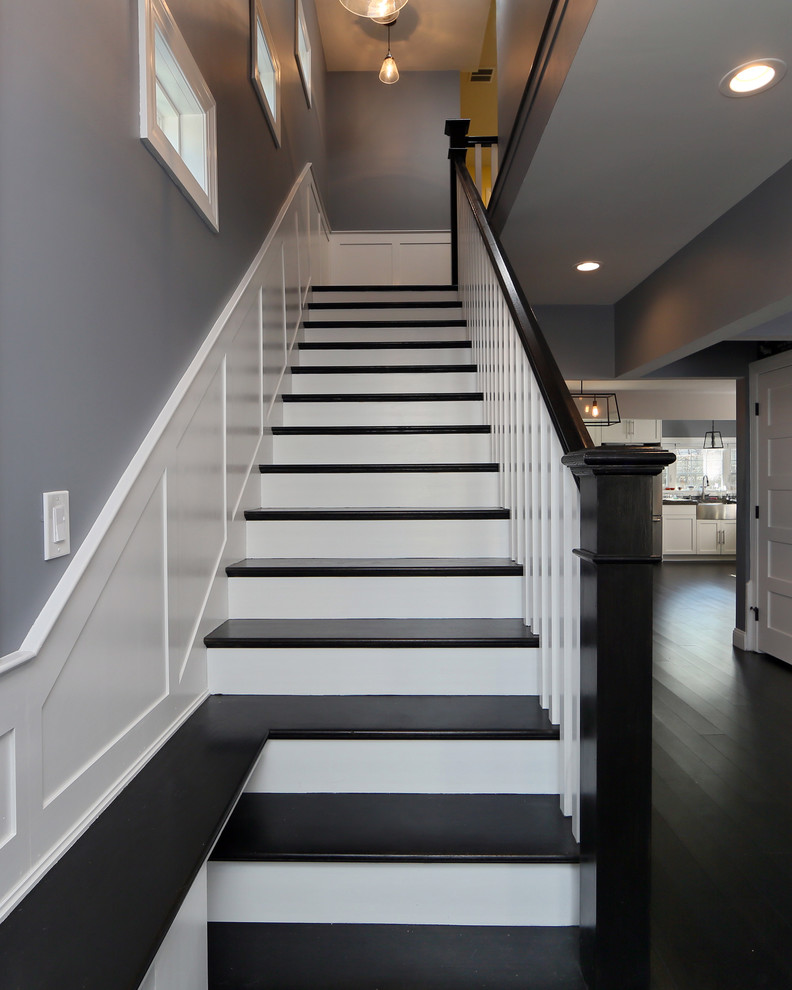 Inspiration for a mid-sized modern straight staircase in Boston.