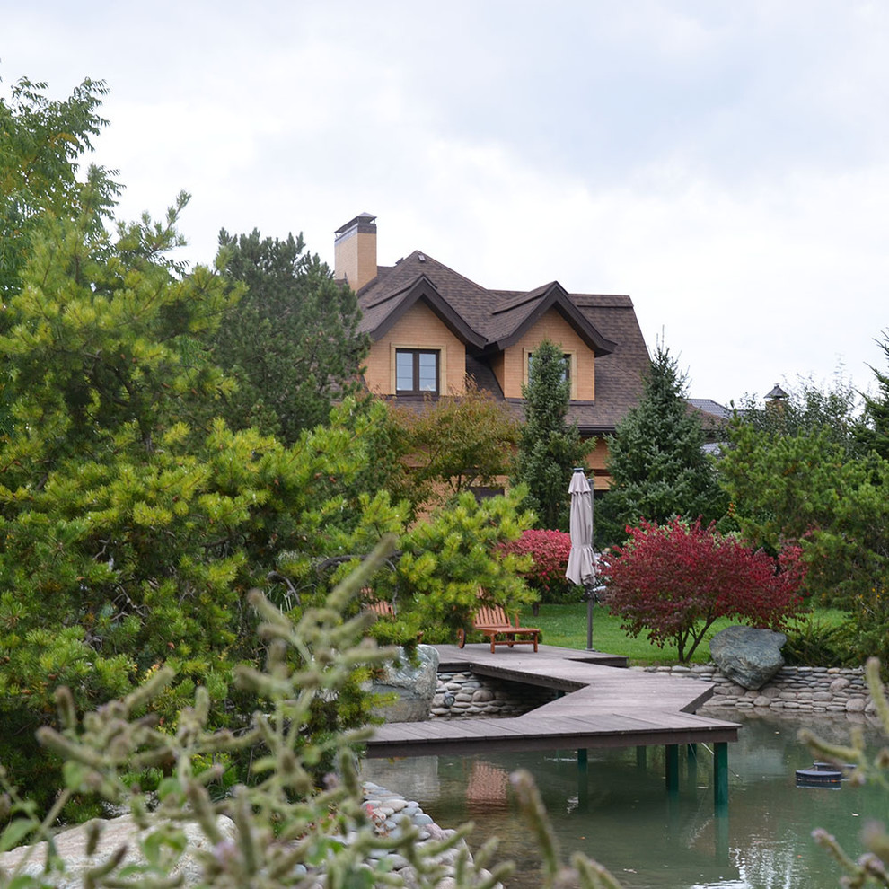 Ландшафтный сад с прудом в КП "Европа"