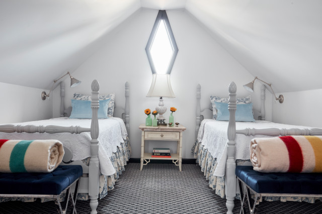 Attic bedroom traditional-bedroom