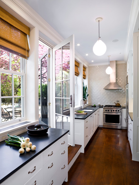 Brooklyn Heights Restoration and Renovation - Traditional - Kitchen