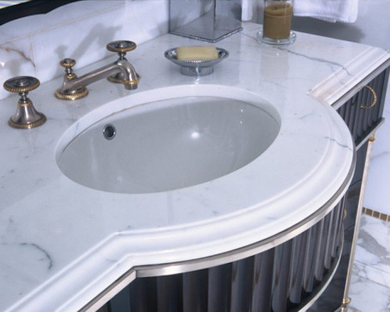 Bathroom - bathroom idea in Dallas