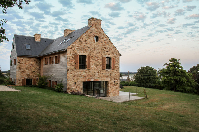 Maison FER beach-style-exterior