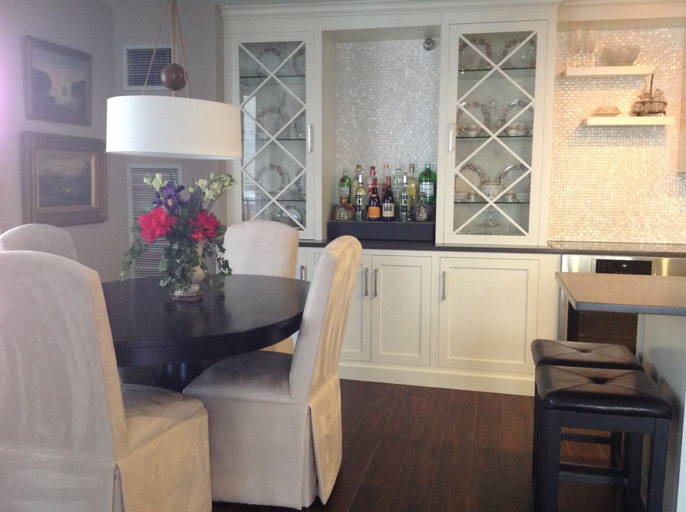 Home design - transitional home design idea in Chicago
