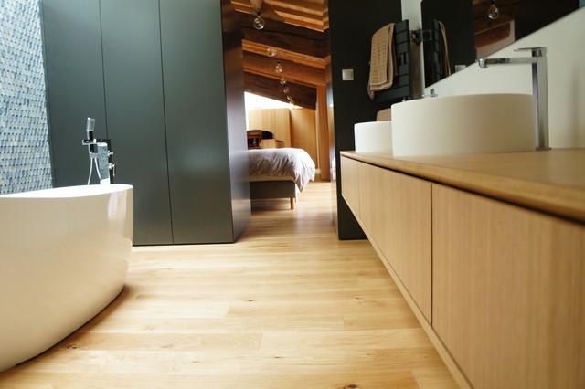 CHARTRON Bordeaux contemporary-bathroom