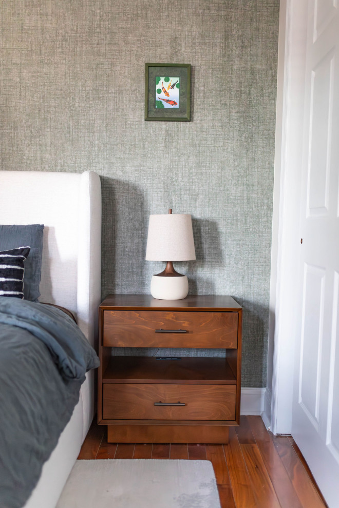 The Sloped Sanctuary - Old City