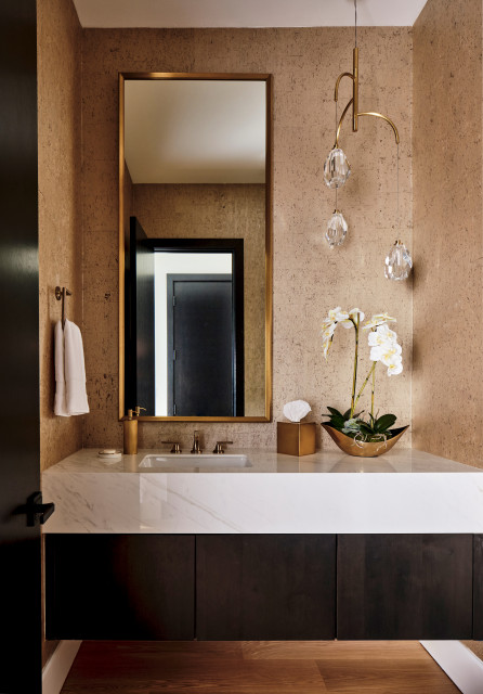 Dante 2024 mirror cabinet