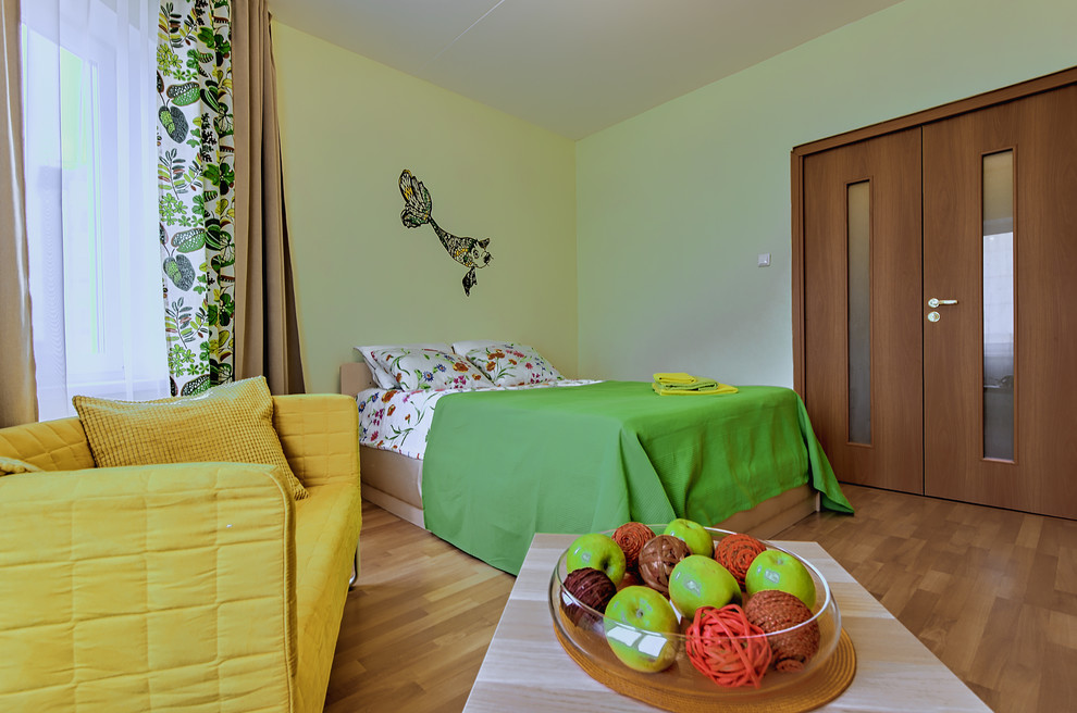 Перевешенные двери