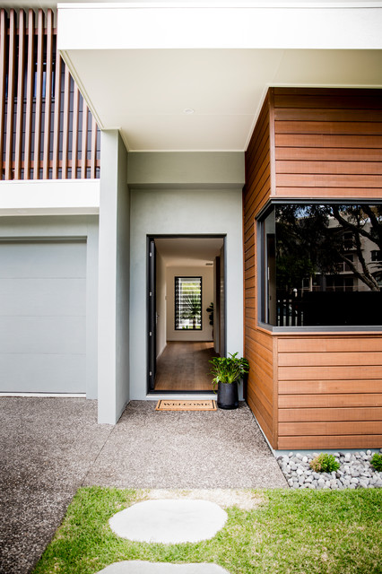 Lowanna Residence - Renovation contemporary-entrance