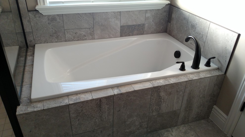 Bathroom - transitional bathroom idea