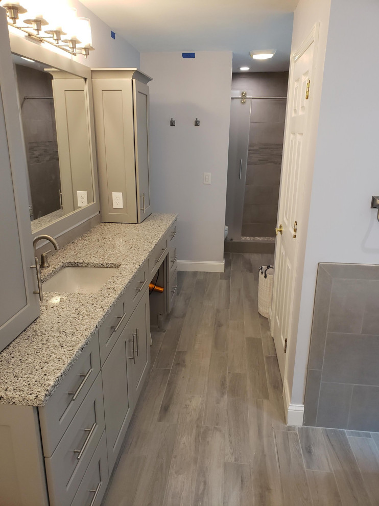 Maynard Contemporary Master Bathroom