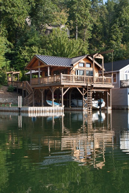 Boathouse rustikt-hus-og-facade