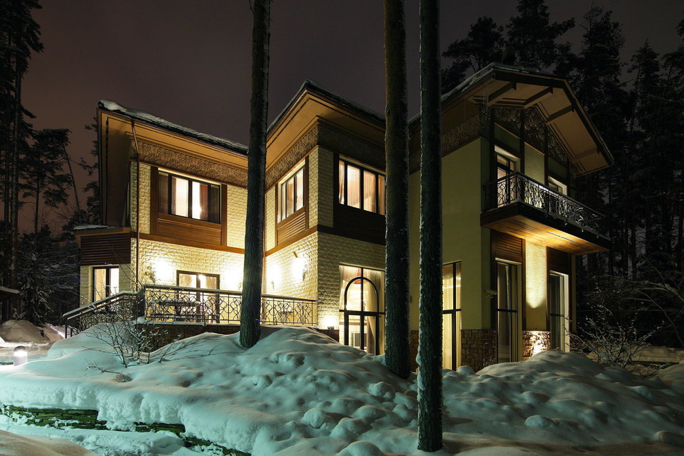 Дом в стиле неоклассика в коттеджном поселке Горки-6