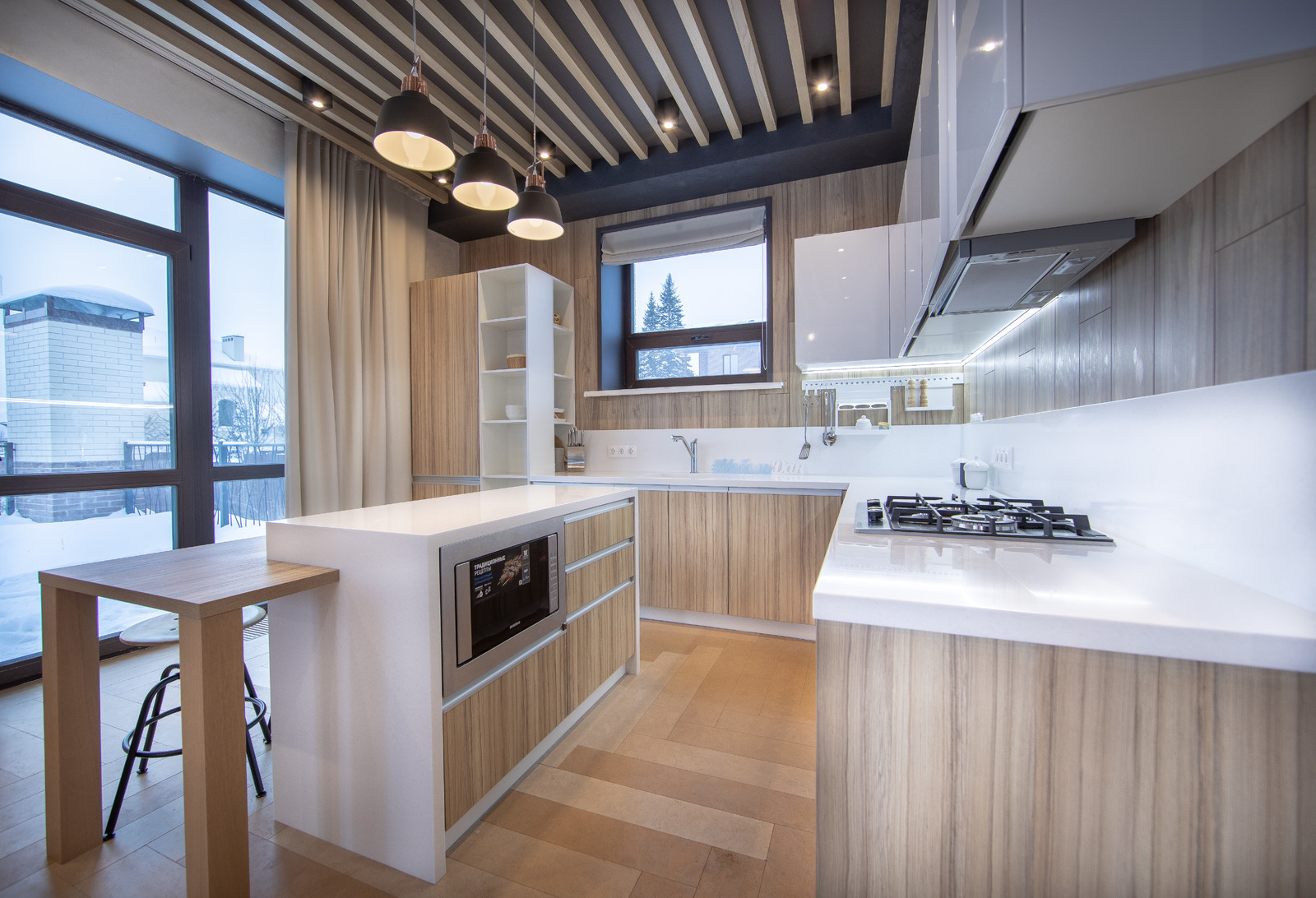 Кухня-гостиная со вторым светом