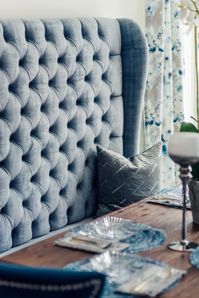 Home design - transitional home design idea in Toronto