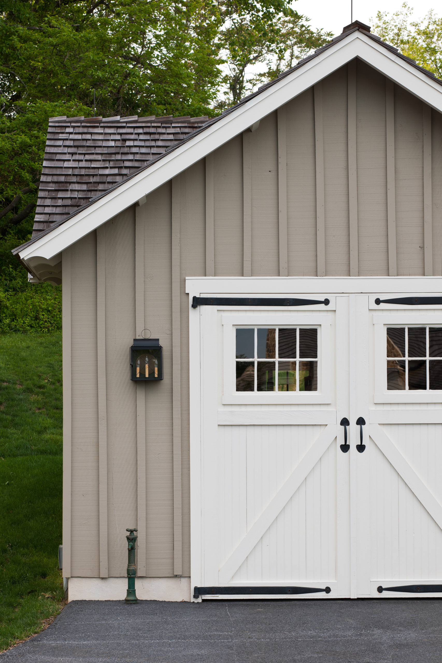 Carriage Houses & Garages in PA, MA, CT