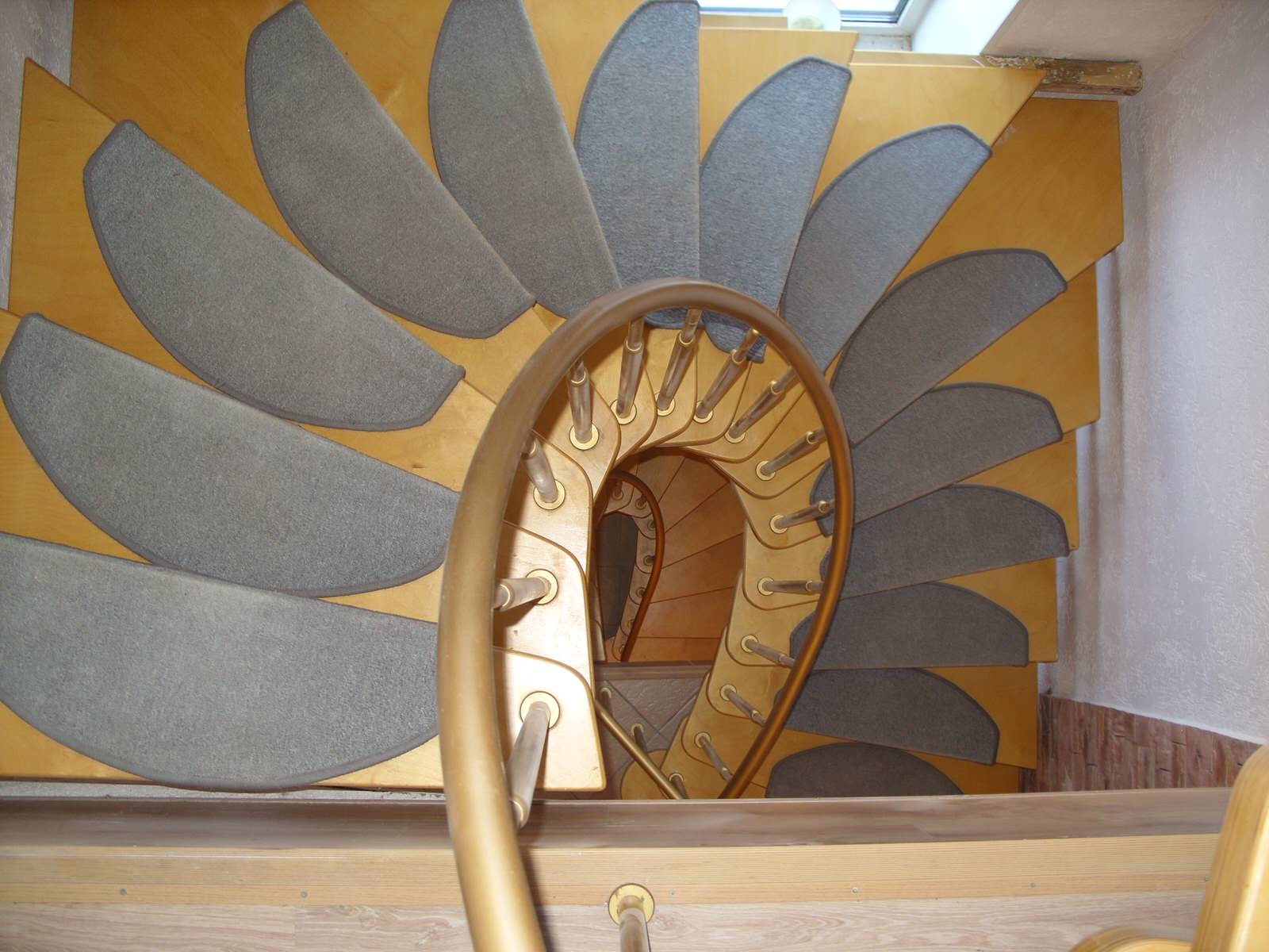 лестница больцевая из фанеры