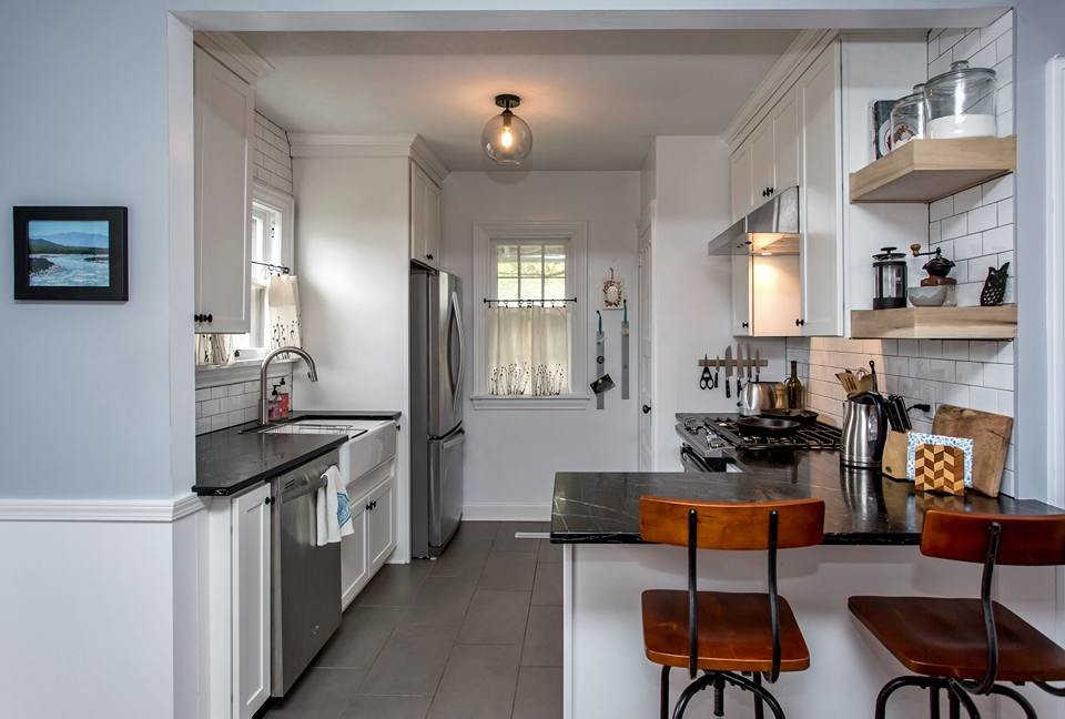Beautiful Transitional Style Kitchen