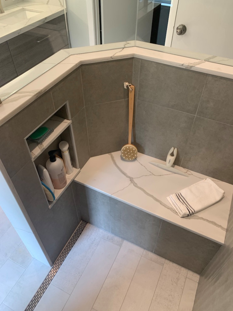 Modern Master Bathroom