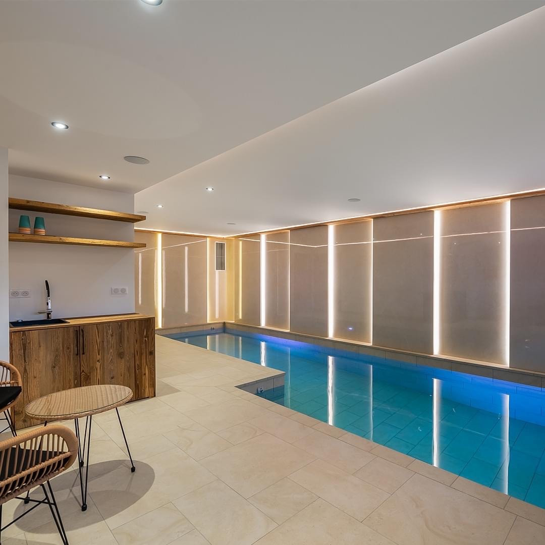 CHALET