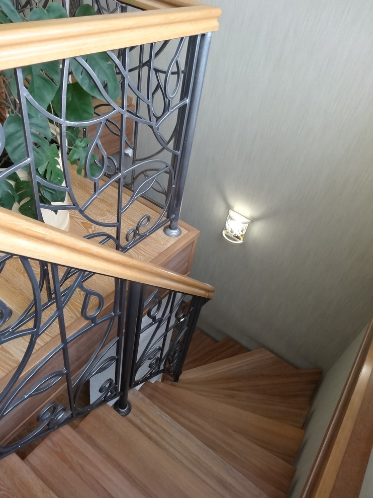 Благородная классика. Загородный дом. Лестница.