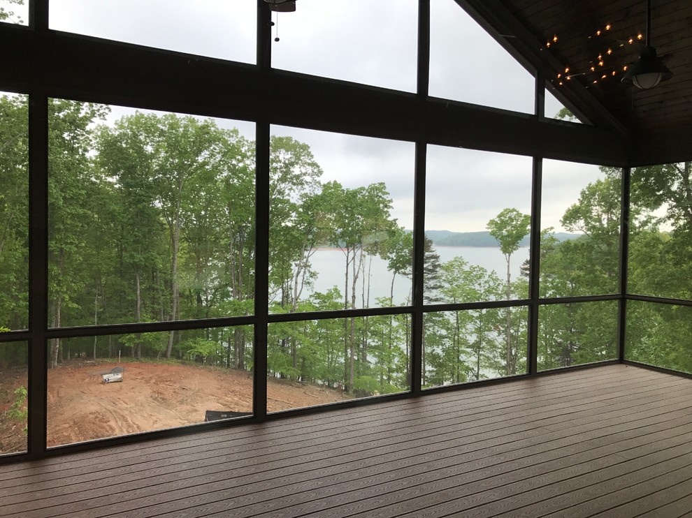 Craftsman on the Lake
