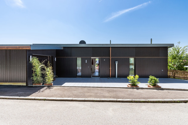 SIED | Abbruch und Neubau eines Wochenendhauses contemporary-house-exterior