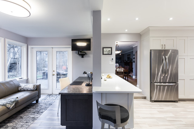 Glorious Gorsebrook contemporary-kitchen