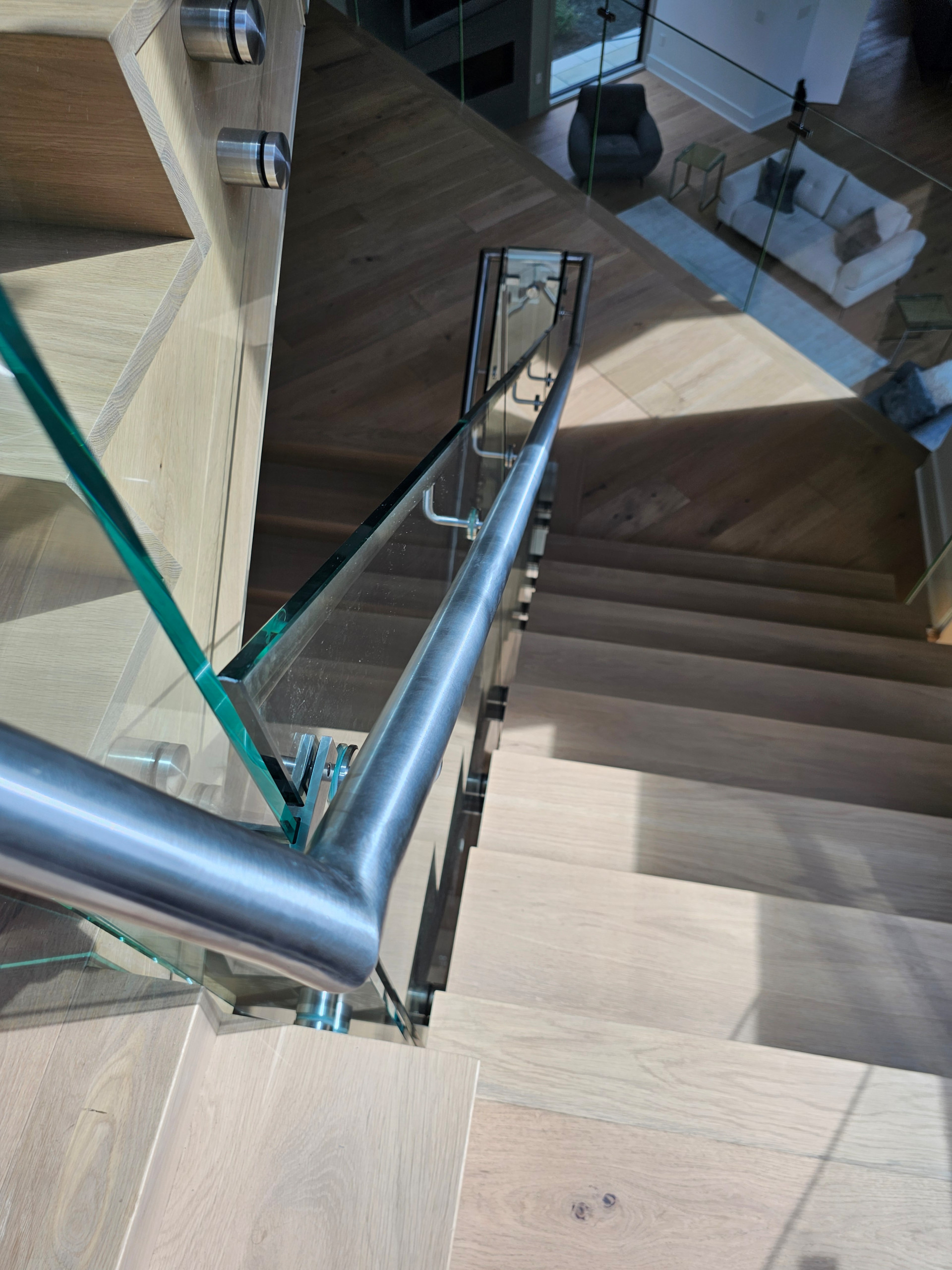 129_White Oak Slanted Riser Modern Stair, Mclean, VA 22102