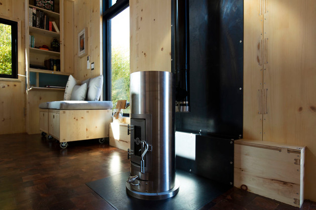SaltBox Tiny House modern-wohnbereich