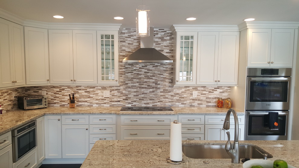 Inspiration for a transitional kitchen remodel in Miami