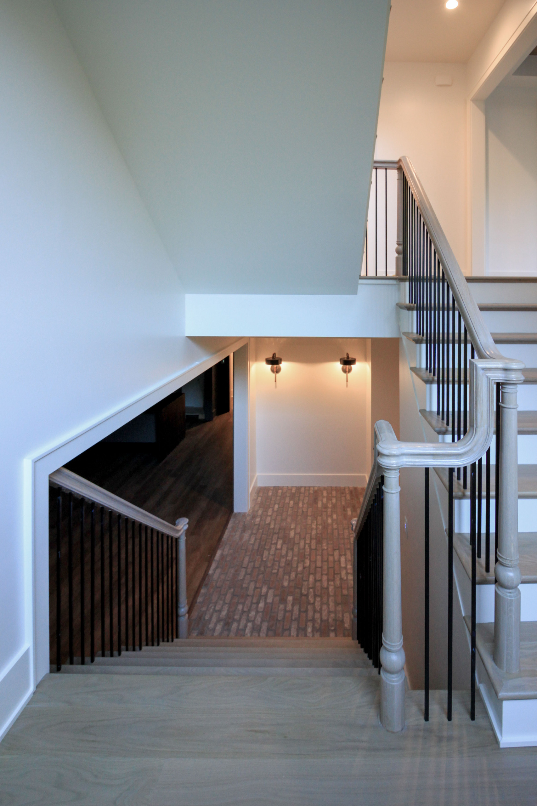 93_Captivating Light Wood Railing System with Black Spindles, Arlington VA 22207
