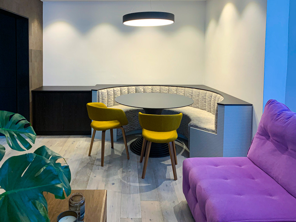 West Didsbury Renovation with Wall Murals