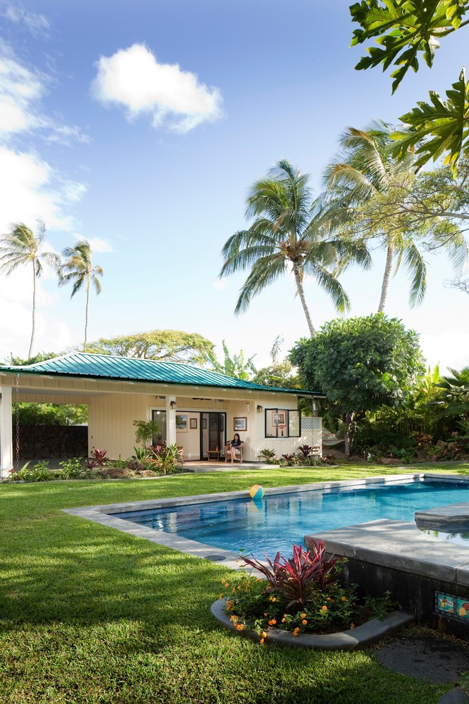 Design ideas for a tropical rectangular pool in Hawaii.