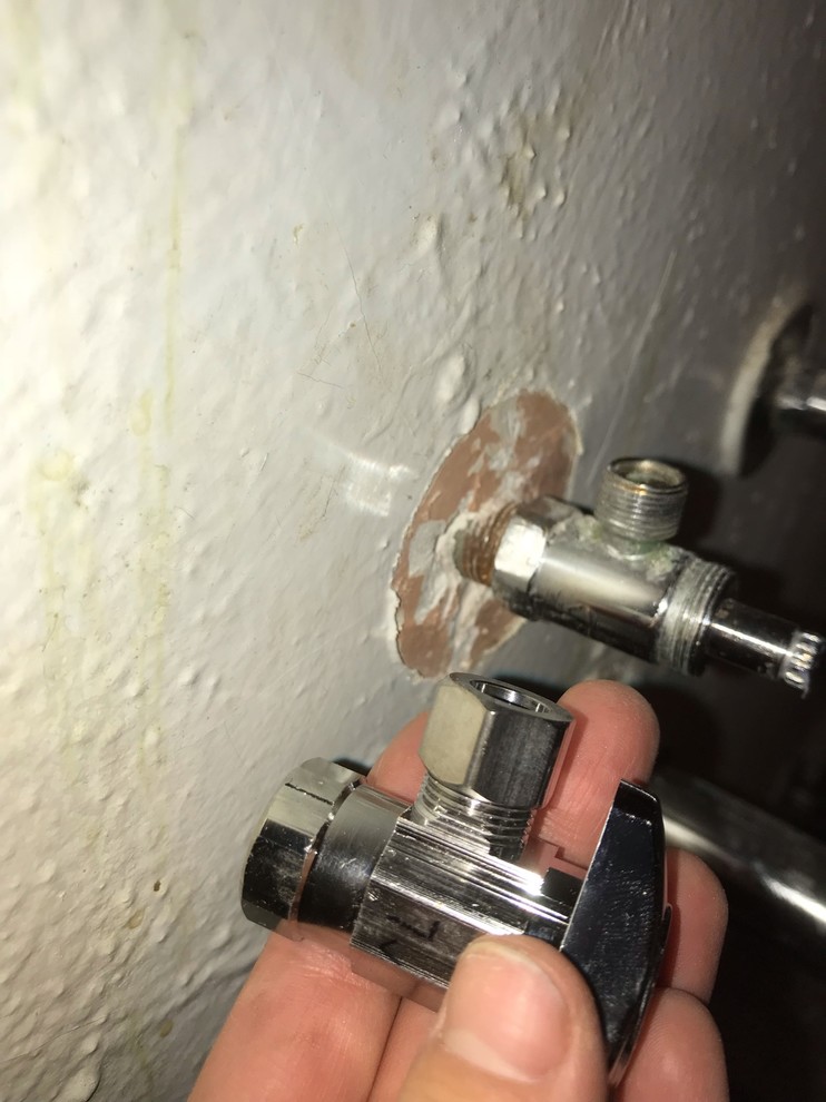 under vanity sink shut off valve won’t come off of copper line...HELP!