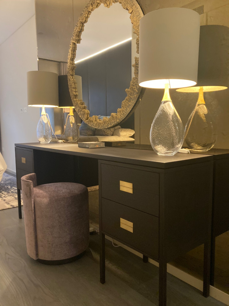 London Apartment